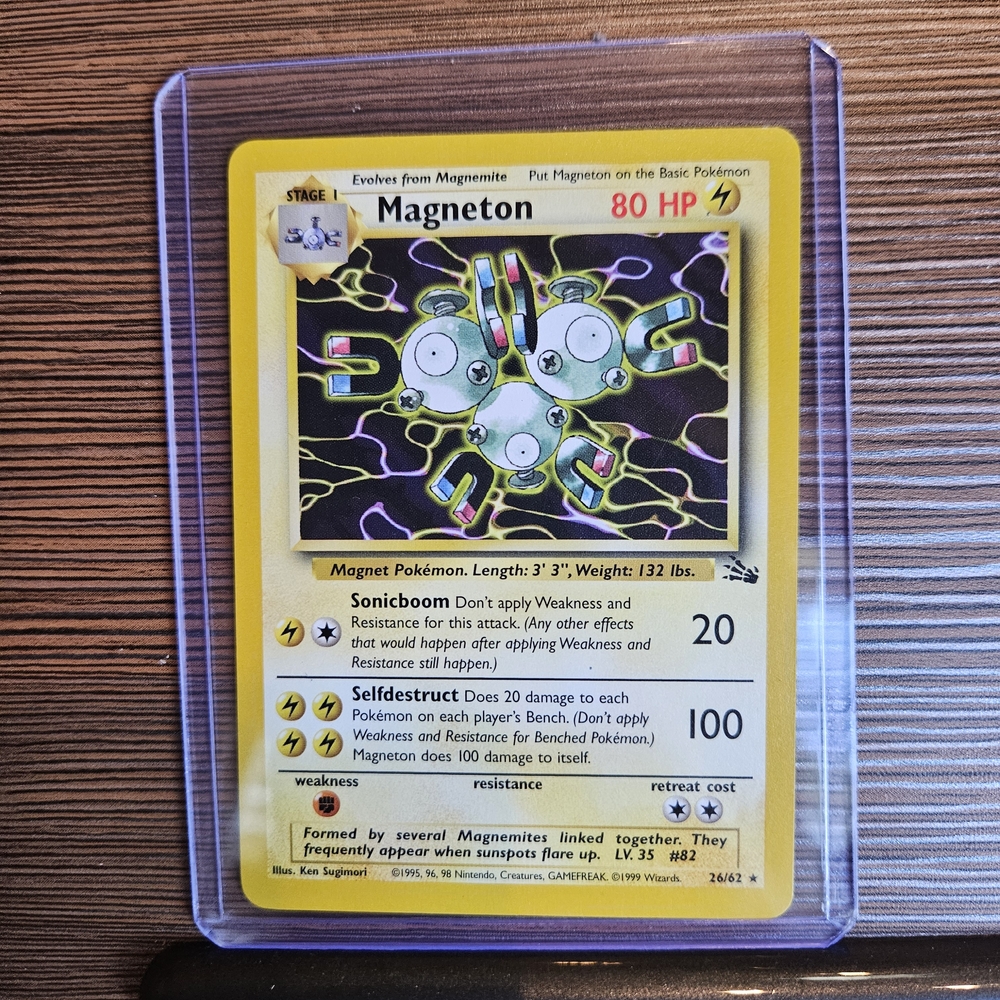 Magneton 26/62 Fossil Pokémon Card Fossil Collection